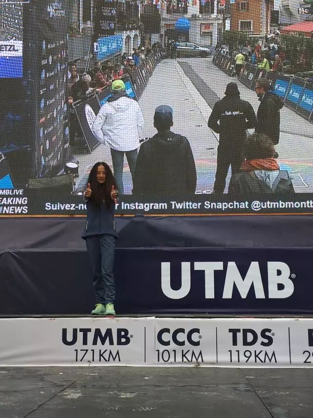 UTMB时刻 | 点燃霞慕尼小镇的一抹中国红（内附小卡马妍星专访）